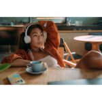 JBL Tune 520BT Wireless On Ear Headphones - Black - Image 6